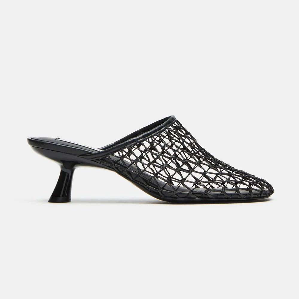 Ladies Shoe 6